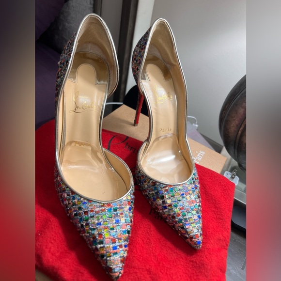 Christian Louboutin Iriza 100 pump, size 39.5 - Picture 2 of 4